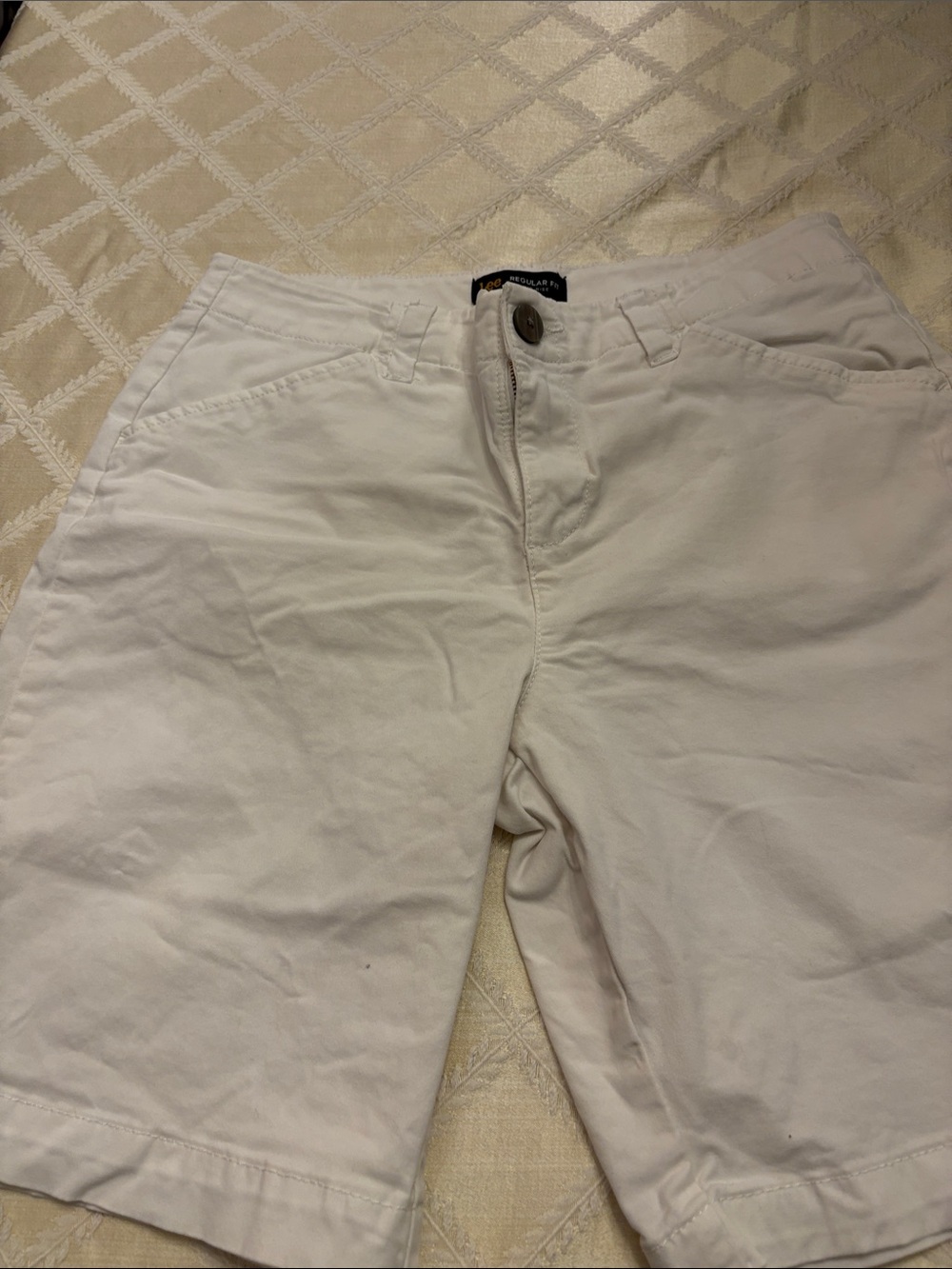 Lee mid rise regular fit Chino Shorts